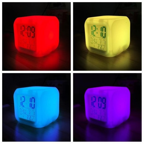 Réveil Fortnite numérique LED lumineuse pour bureau, table de nuit enfant